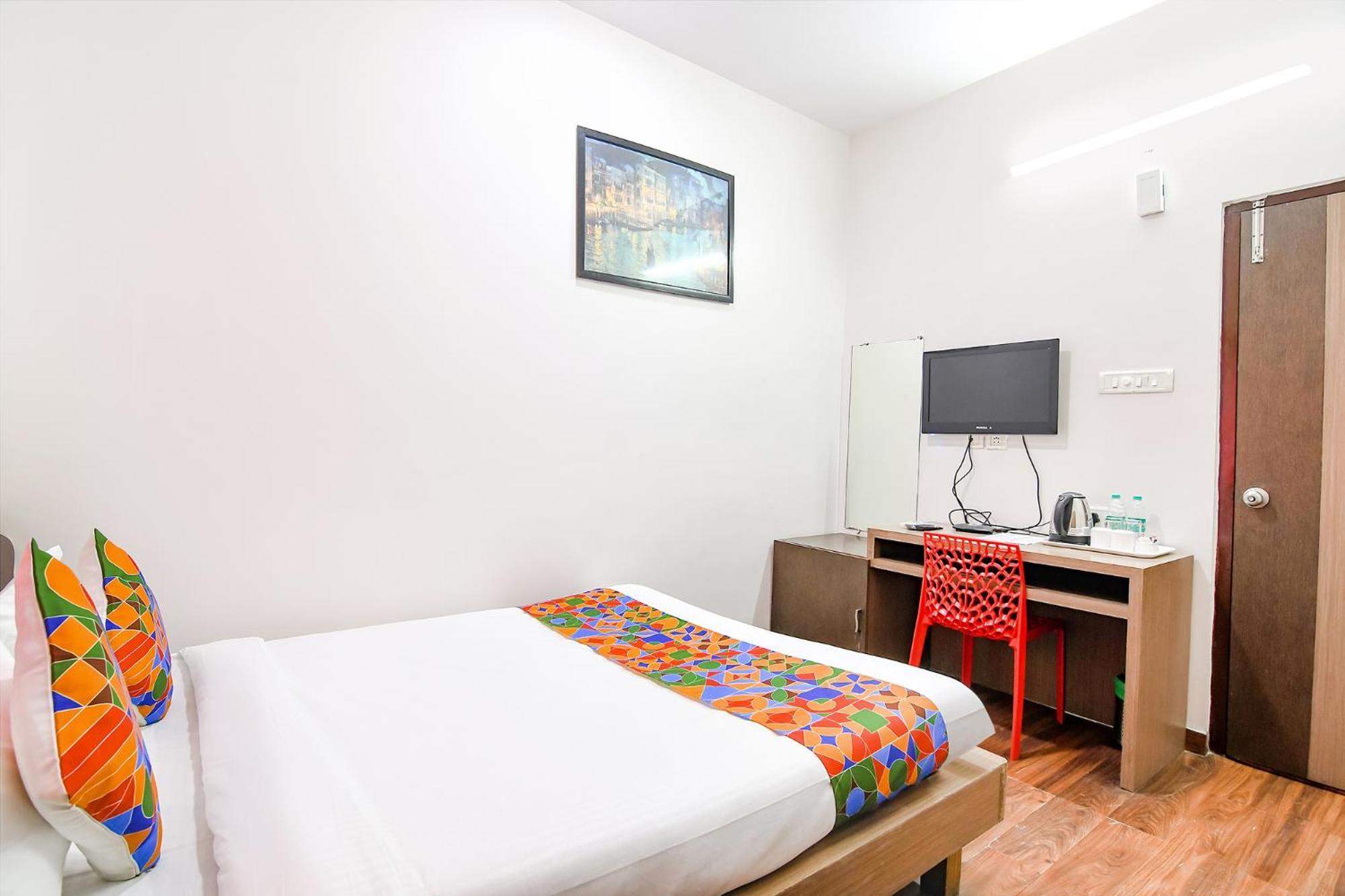 Hotel Fabhotel S Residency - Nr Tcs, Sector V