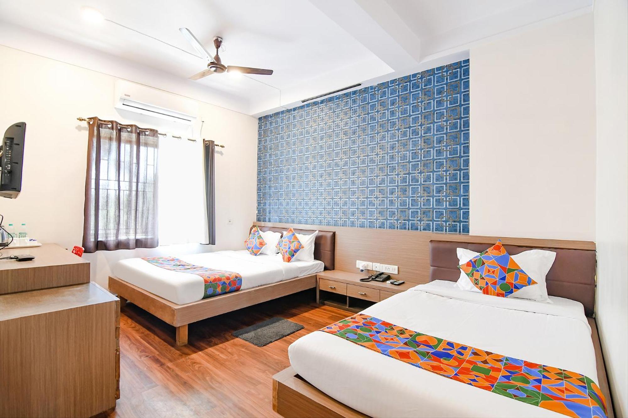 Fabhotel S Residency - Nr Tcs, Sector V Hotel