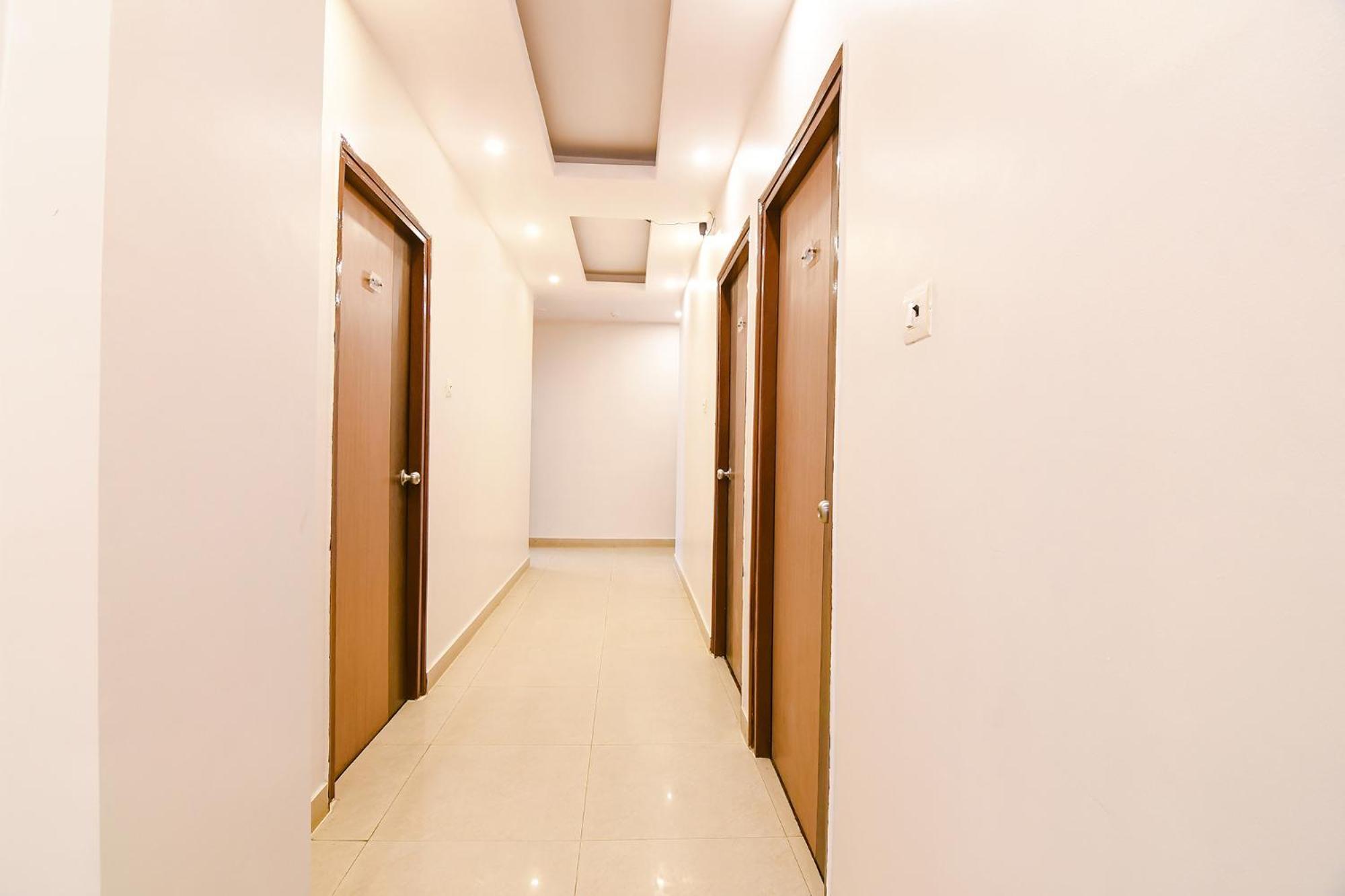 Fabhotel S Residency - Nr Tcs, Sector V